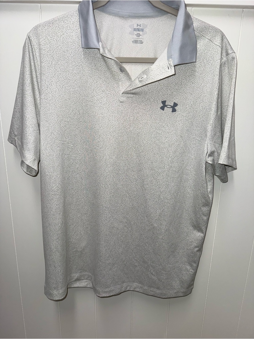 Under Armour Men’s Gray Performance Golf Polo M HeatGear Short Sleeve Shirt
